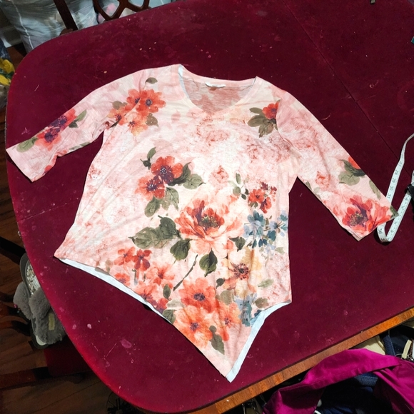 NWOT ...Time and Tru Shirt / Top - Picture 3 of 14